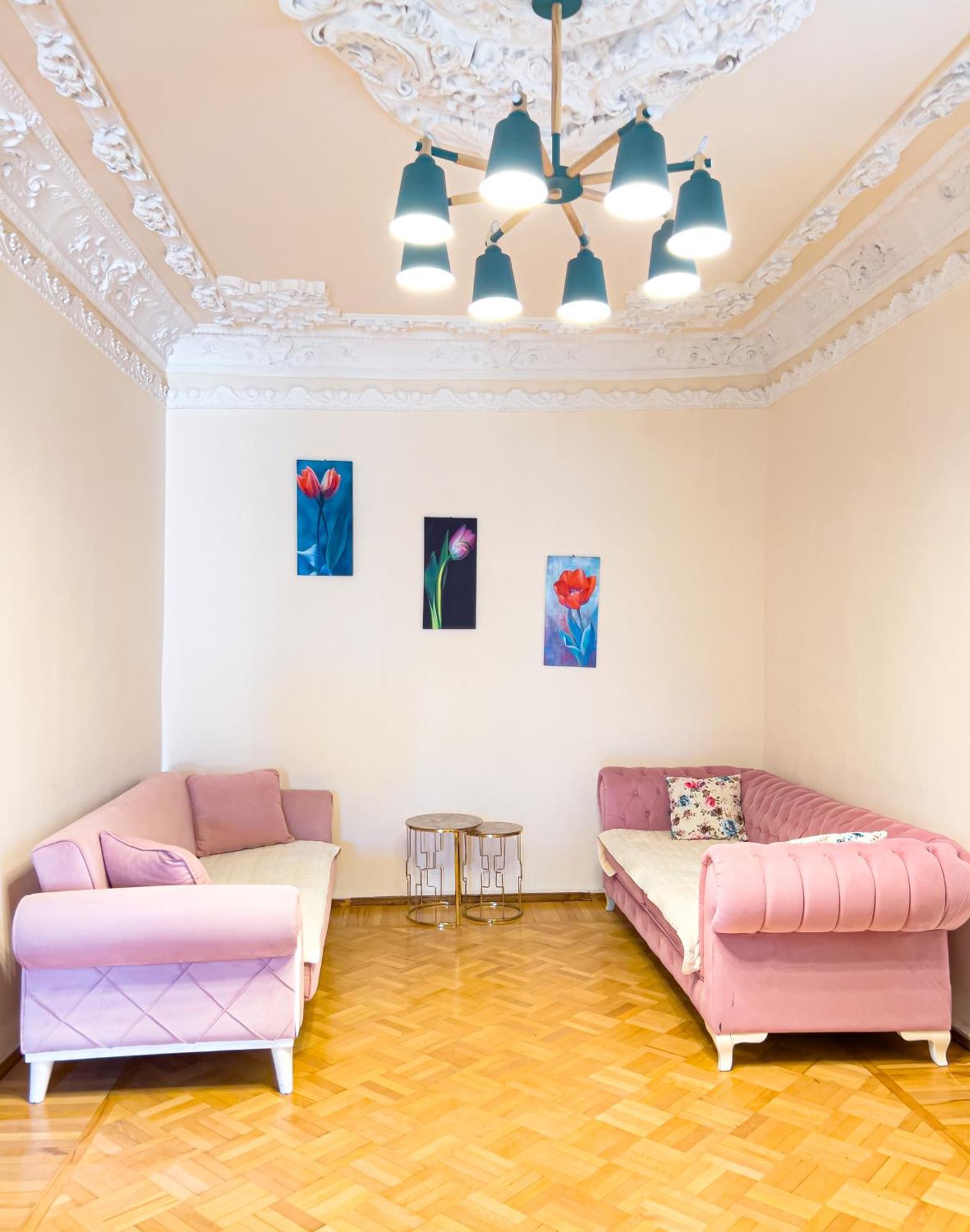 Apartment Deme Кутаиси Екстериор снимка